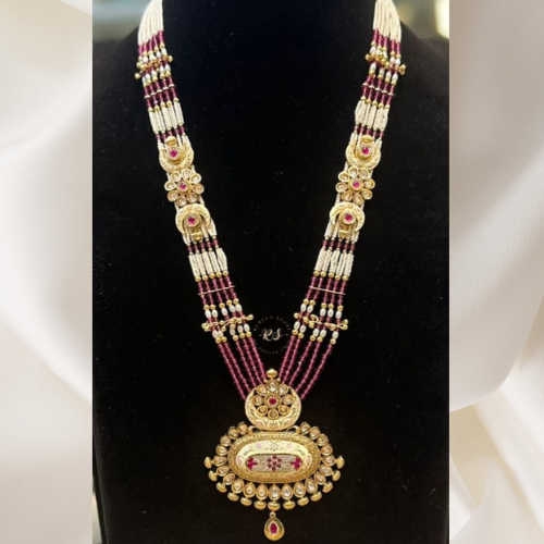 Real Look Ruby Kundan Pendant Set in Gold Tone
