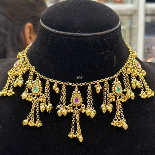 Tanish Polish Ruby Green Jewellery Set