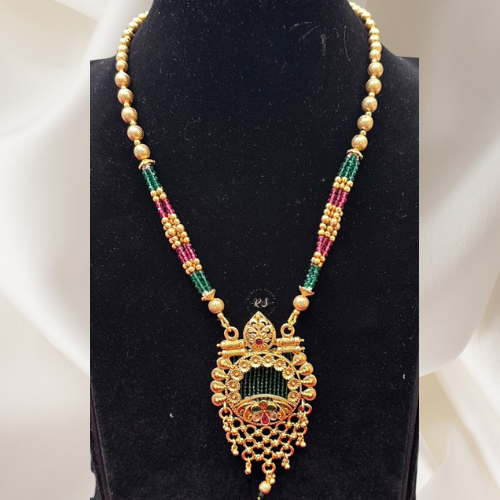 Classic Long Ruby green  Pendant Jewellery Set