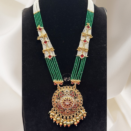 Real Look Golden Green Moti Pendant Set