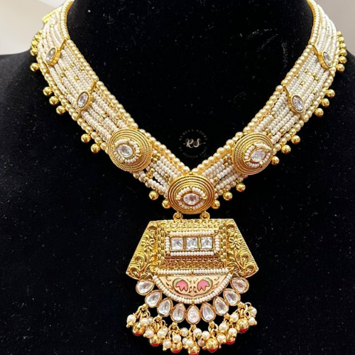 real‑look golden white pearl choker sets