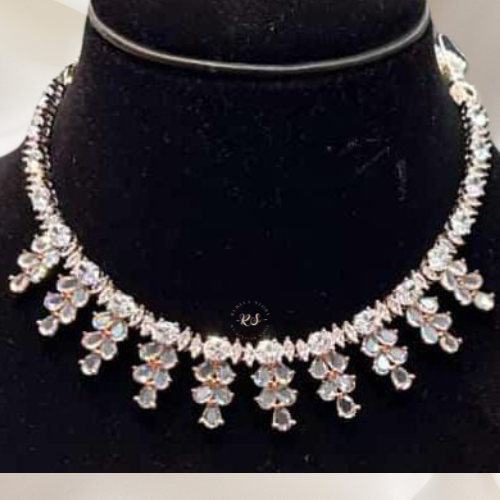 Real Look Silver AD Necklace Set