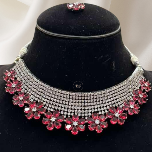 Real look diamond red stone set