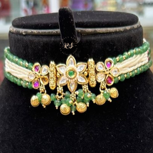 Royal Real Look Choker Set