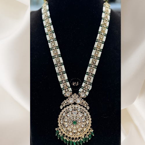 Designer Kiyani Green Kundan Pendant Set