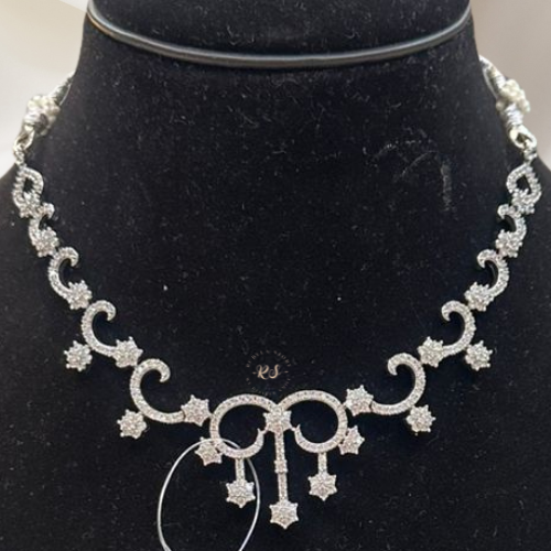 Real Look Diamond Set – Elegant Finish