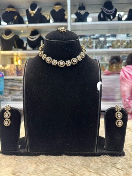 mosonite necklace
