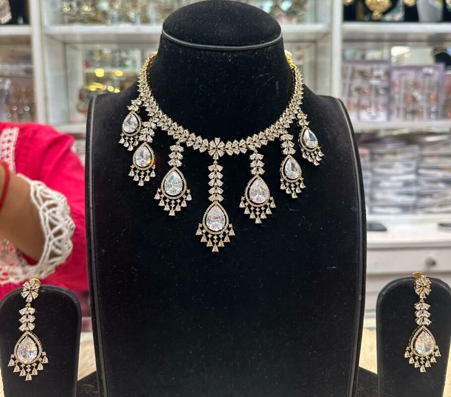 kundan mosonite set