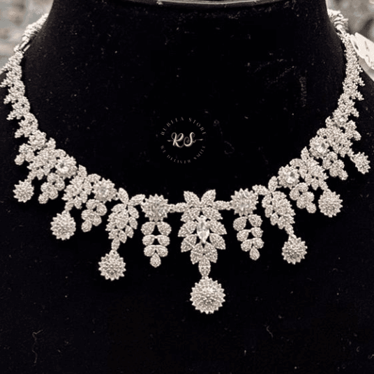 Untitled design - 2025-10-10T131017.986 Rubela Shine Bright – Real Look Diamond Set by Rubela Store - Image 1