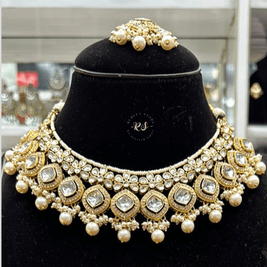 Untitled design - 2025-10-11T142719.096 Rubela Royal Elegance – Real Look Kundan Set by Rubela Store - Image 1