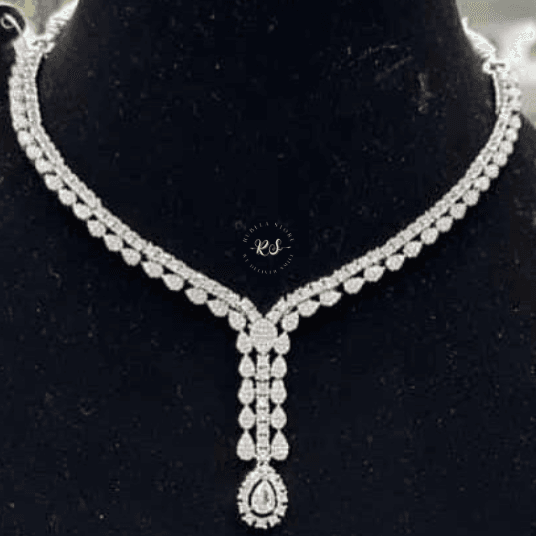 Untitled design - 2025-10-11T190722.588 Rubela Elegant Real Look Diamond Set – Rubela Store - Image 1