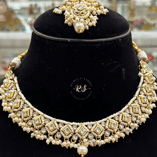 Untitled design - 2025-10-13T102933.980 Rubela Real Look Kundan Set – Classic Beauty by Rubela Store - Image 1