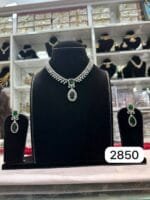 Rubela Shine Bright with Real Look Diamond Green Set - Image 2