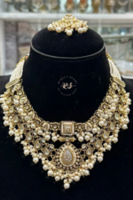 Heritage Kundan Set – Timeless Beauty and Royal Elegance